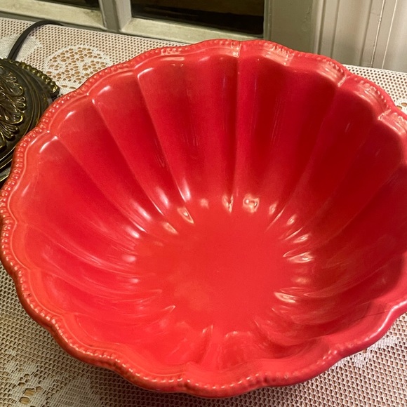 Vintage Cerutil Stoneware Large Scalloped Fluted
Serving Bowl Portugal 10.5* - Picture 9 of 16